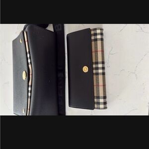 Burberry Black and Beige Check Wallet Collection